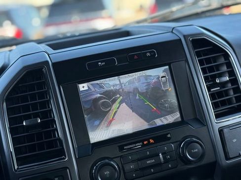 Certified 2019 Ford F150 XLT w/ Equipment Group 302A Luxury image 4