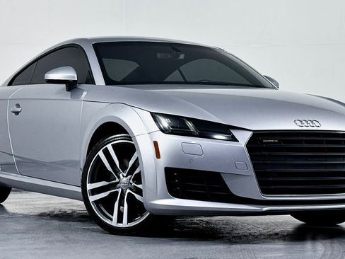 Used 2016 Audi TT 2.0T w/ Technology Package image 2