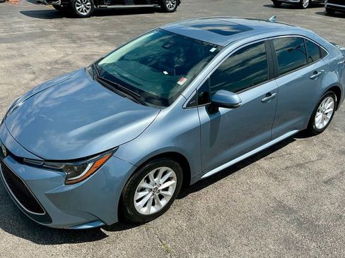 Used 2020 Toyota Corolla XLE FWD image 4