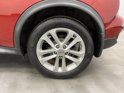Used 2015 Nissan Juke SV w/ Technology Package image 18