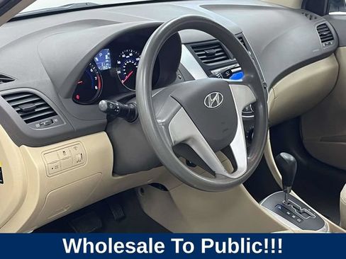 Used 2013 Hyundai Accent GLS FWD image 12