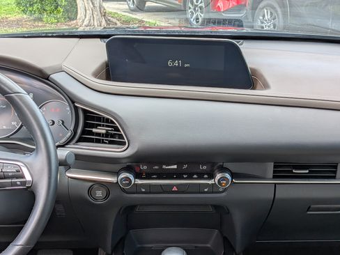 Certified 2025 MAZDA CX-30 AWD 2.5 S w/ Premium Package image 18