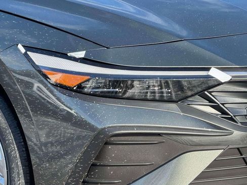 New 2026 Hyundai Elantra SE w/ Cargo Package image 7