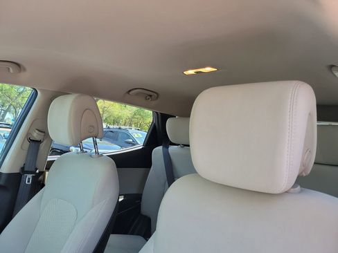 Used 2017 Hyundai Santa Fe Sport FWD image 21