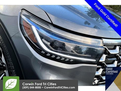 Used 2025 Ford Explorer Platinum w/ LUX Leather Package image 4