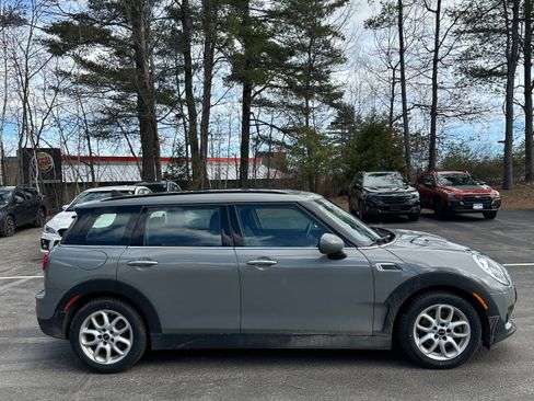 Used 2019 MINI Cooper Clubman ALL4 w/ Storage Package image 4