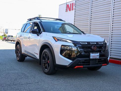 New 2026 Nissan Rogue SV image 2