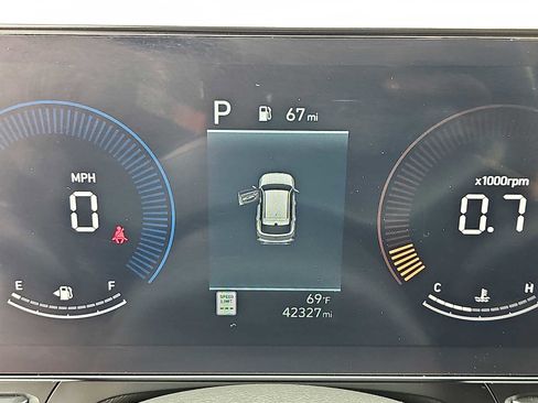 Used 2024 Hyundai Kona SEL AWD/4WD image 20