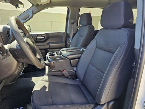 Used 2023 Chevrolet Silverado 1500 Custom AWD/4WD image 10
