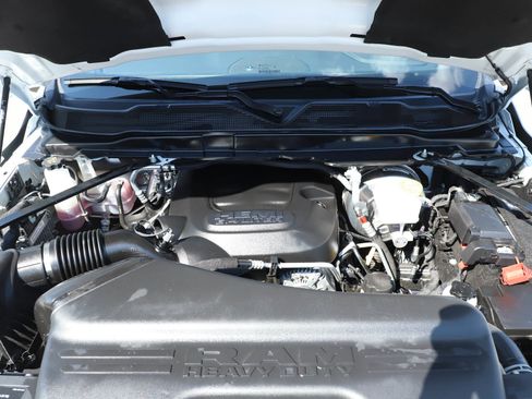 Used 2025 RAM 2500 Laramie w/ Night Edition AWD/4WD image 28