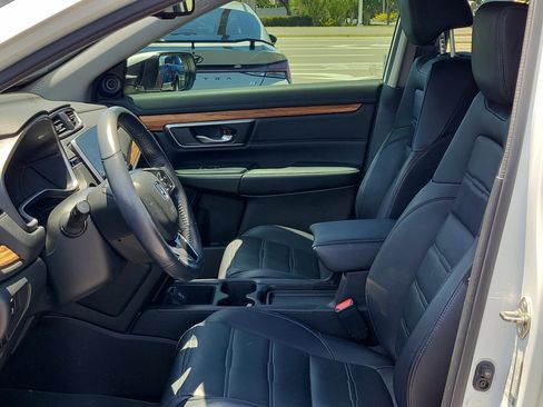 Used 2018 Honda CR-V Touring image 22