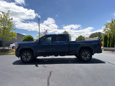 Used 2022 GMC Sierra 2500 AT4 w/ AT4 Premium Plus Package AWD/4WD image 20
