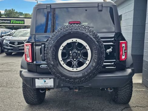 Used 2023 Ford Bronco Badlands w/ Sasquatch Package AWD/4WD image 4