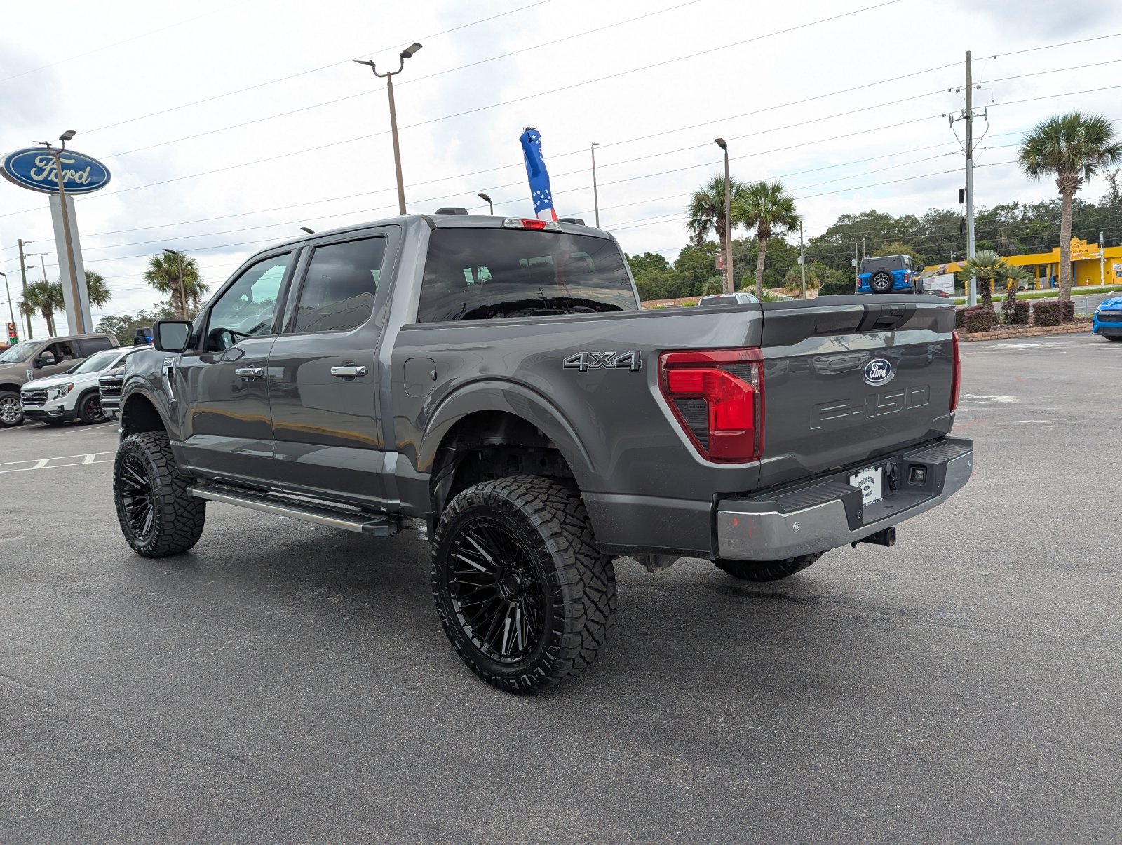 Used 2025 Ford F150 XLT w/ Equipment Group 301A Standard AWD/4WD image 5