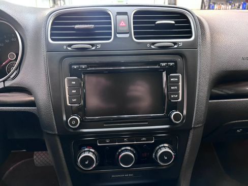 Used 2011 Volkswagen Jetta TDI FWD image 15