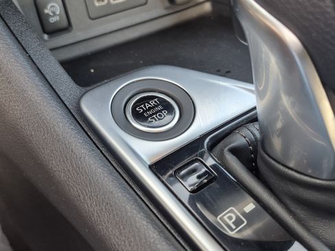 Certified 2024 Nissan Sentra SV FWD image 27