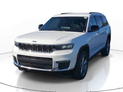 Used 2021 Jeep Grand Cherokee L Limited AWD/4WD image 2