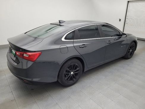Used 2017 Chevrolet Malibu LT FWD image 10