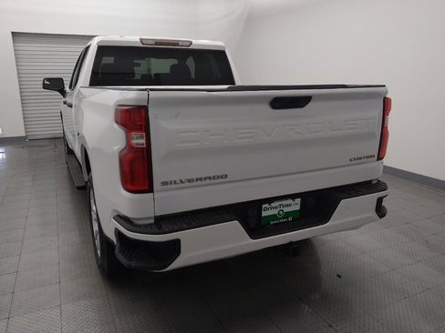 Used 2021 Chevrolet Silverado 1500 Custom image 6