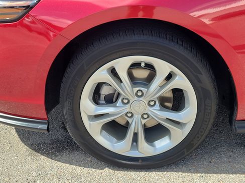 Certified 2023 Honda Accord LX image 8