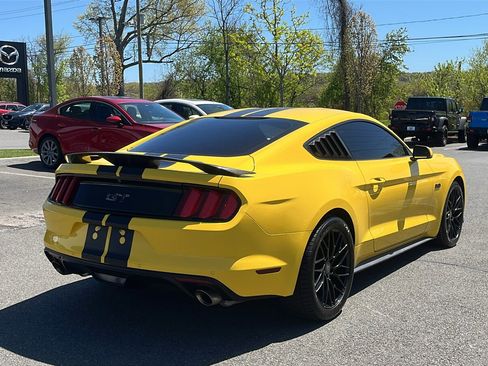 Used 2017 Ford Mustang GT w/ GT Performance Package RWD image 4