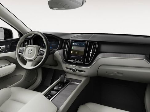 Certified 2023 Volvo XC60 B5 Plus w/ Climate Package AWD/4WD image 6