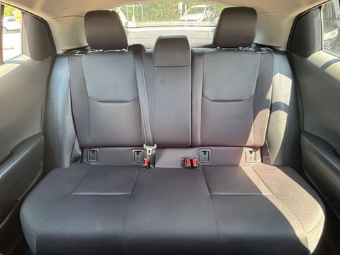 Used 2025 Toyota Prius LE FWD image 34