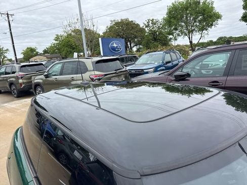 Used 2020 MINI Cooper 2-Door Hardtop image 8