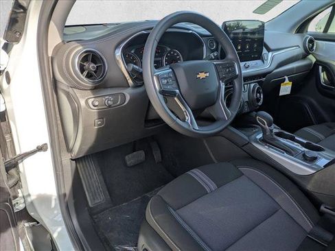 New 2026 Chevrolet Blazer LT w/ Convenience Package image 3