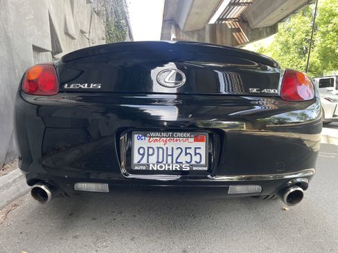 Used 2002 Lexus SC 430 Convertible image 18