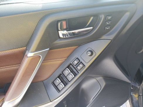 Used 2017 Subaru Forester 2.5i Touring image 18