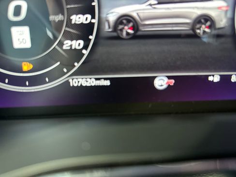 Used 2021 Jaguar F-PACE SVR image 16