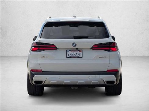 Certified 2025 BMW X5 xDrive50e w/ Premium Package image 7
