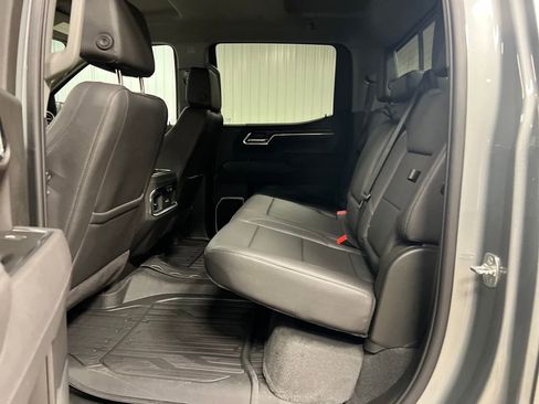 New 2026 GMC Sierra 1500 SLT w/ SLT Premium Plus Package image 13