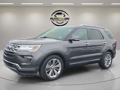 Used 2019 Ford Explorer Limited w/ Class III Trailer Tow Package image 3