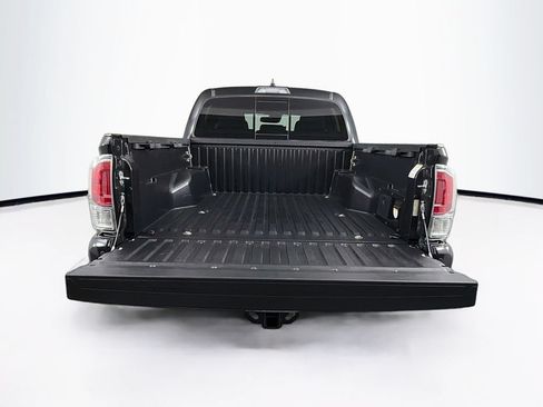 Used 2022 Toyota Tacoma TRD Sport w/ TRD Premium Sport Package RWD image 27