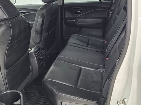 Used 2019 Honda Ridgeline RTL-E image 3