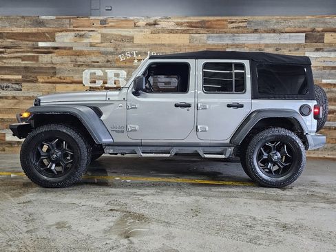 Used 2018 Jeep Wrangler Unlimited Sport S image 14
