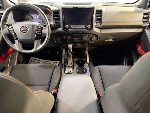 Used 2022 Nissan Frontier Pro-X RWD image 23