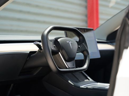 Used 2023 Tesla Model 3 Performance AWD/4WD image 2