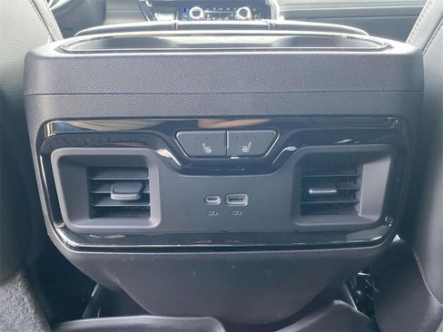 Used 2023 GMC Sierra 1500 AT4X image 11