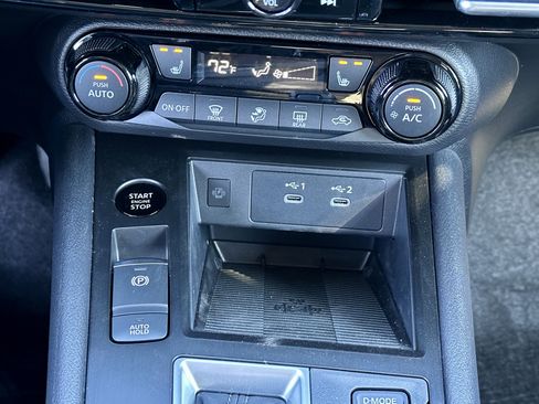 New 2026 Nissan Kicks SV image 18