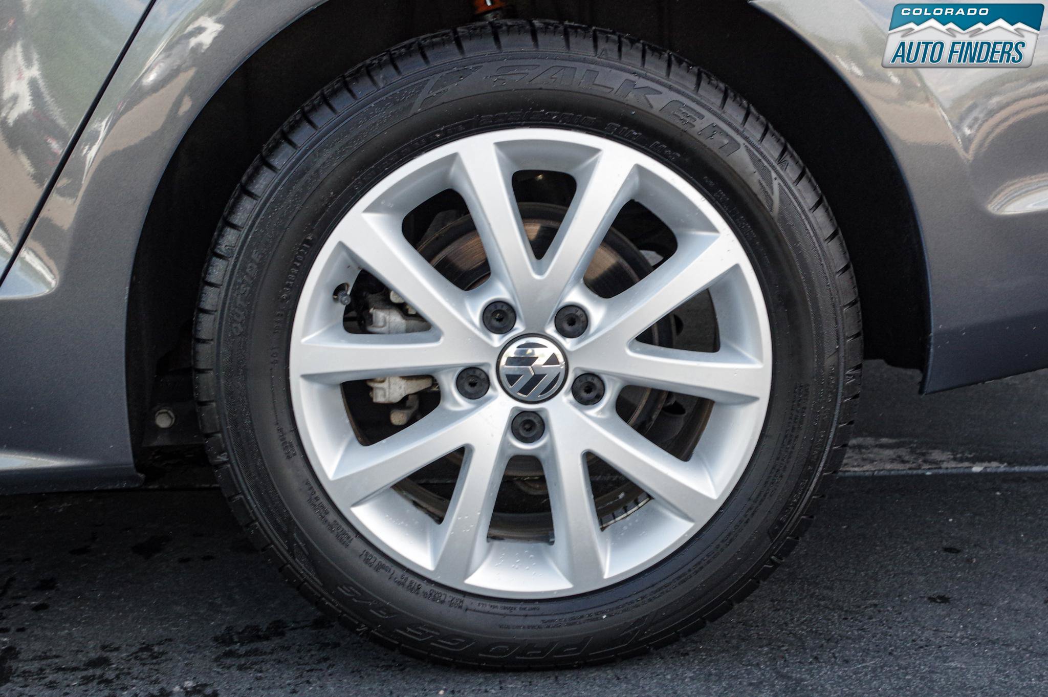 Used 2013 Volkswagen Jetta SE FWD image 24