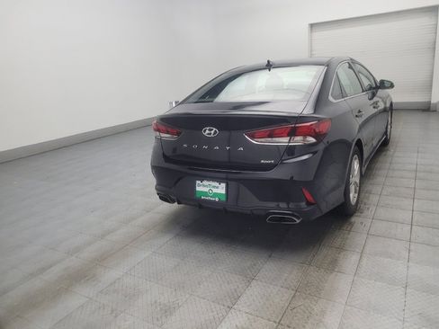 Used 2018 Hyundai Sonata Sport w/ Tech Package 05 FWD image 9