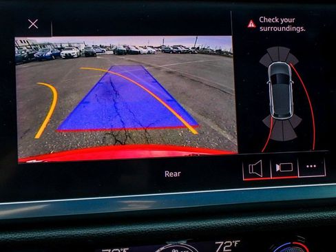 Used 2020 Audi Q3 2.0T Premium Plus w/ Premium Plus Package image 19