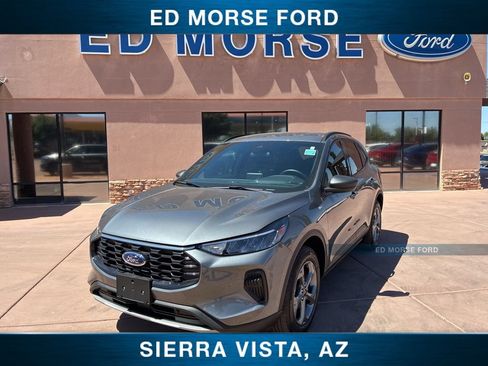 Certified 2025 Ford Escape ST-Line AWD/4WD image 1