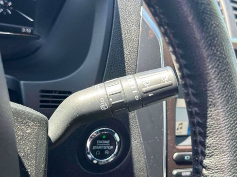 Used 2018 Ford Explorer Limited AWD/4WD image 26
