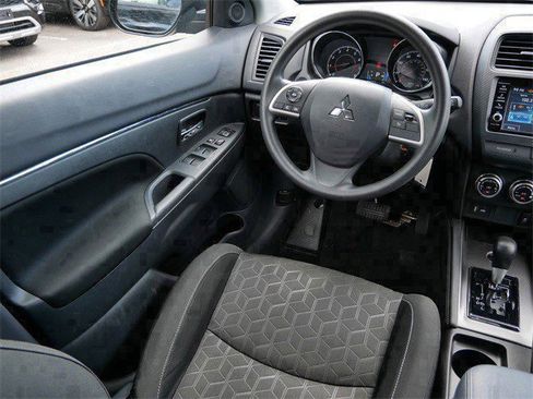 Used 2024 Mitsubishi Outlander Sport ES image 10