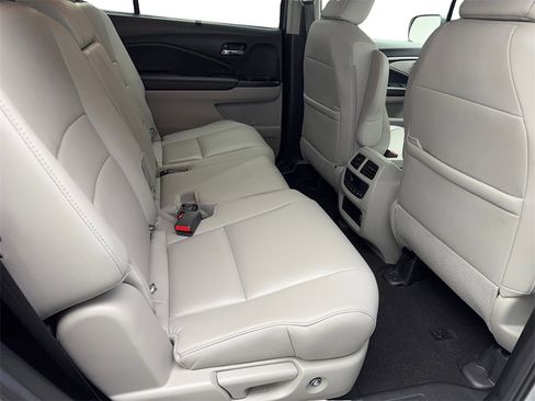 Used 2022 Honda Pilot Special Edition image 44