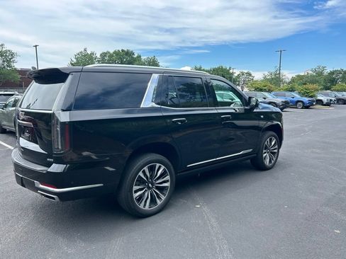 Used 2025 Cadillac Escalade Premium Luxury w/ Touring Package AWD/4WD image 3